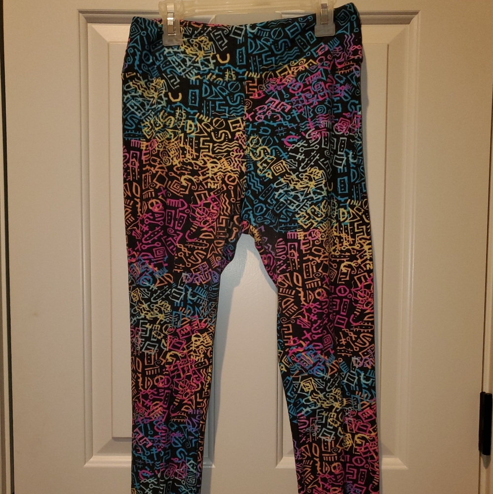 fun print Lularoe leggings